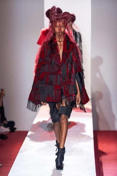 Look 4